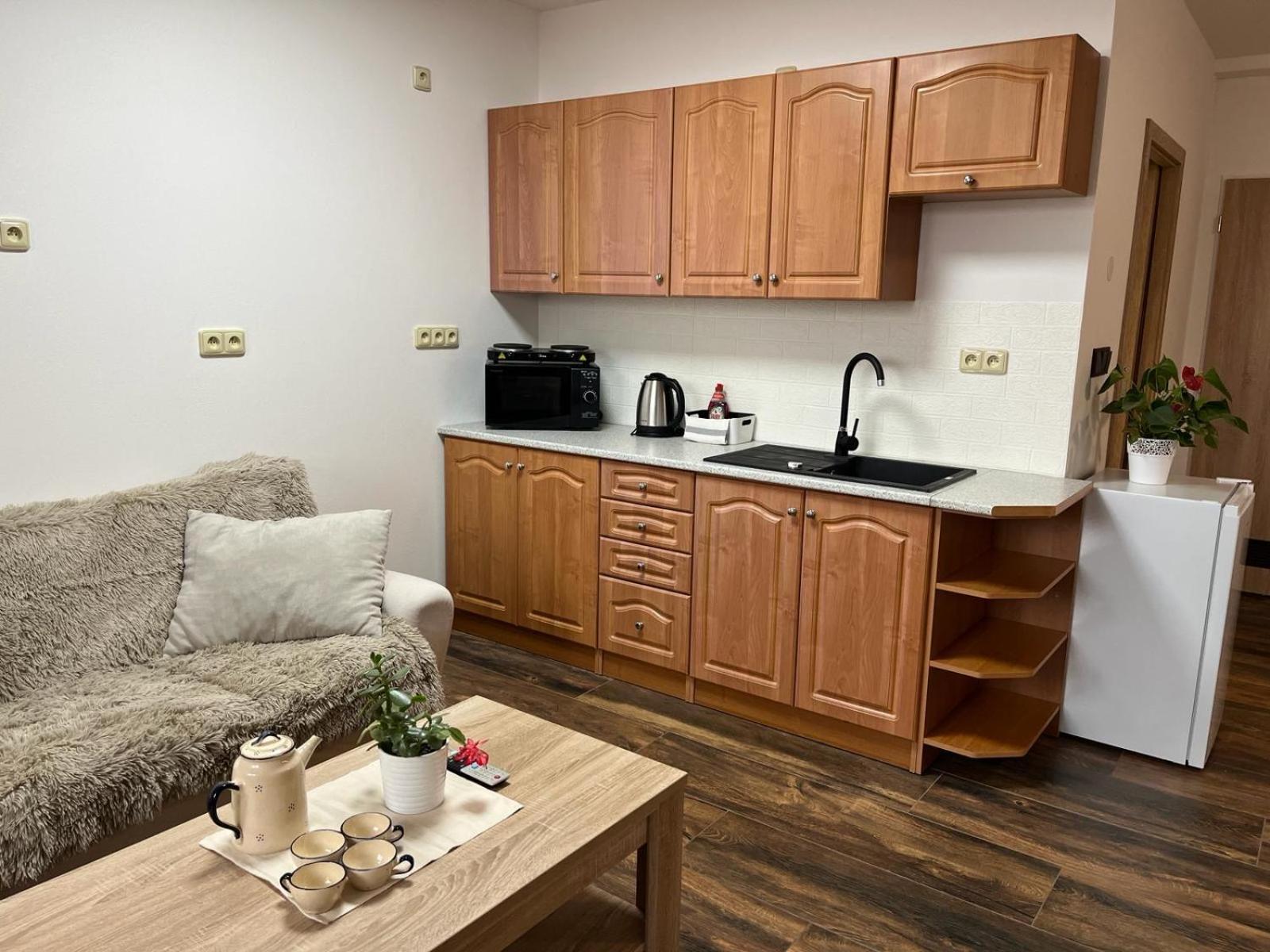 Apartman Kuga Микулов Екстериор снимка